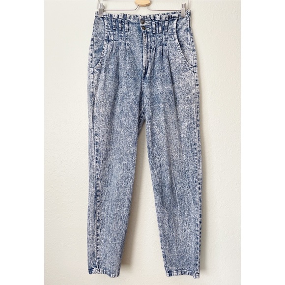 Chic Schooners Denim - Chic Schooners acid wash vintage mom jeans 12